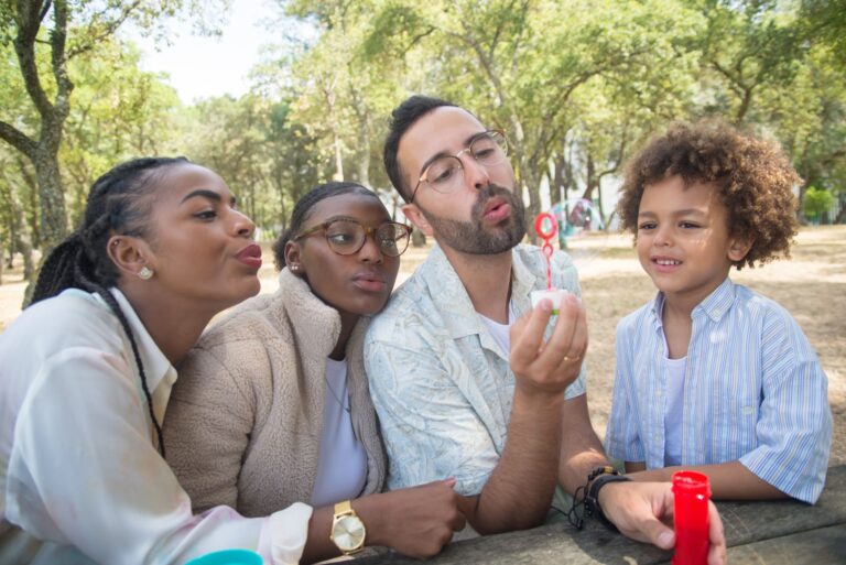 Quelles activités ludiques pour des sorties en famille réussies ?
